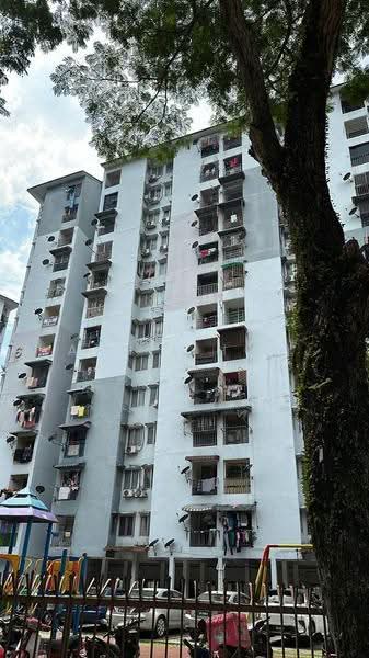 Pangsapuri untuk Dijual di Teratai Mewah Apartment Block 4 & 6 - Annie How - Exterior - PropertyGuru.com.my
