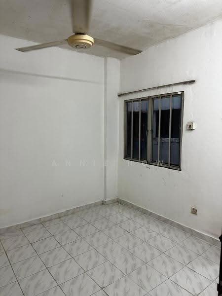 Pangsapuri untuk Dijual di Teratai Mewah Apartment Block 4 & 6 - Annie How - Interior - PropertyGuru.com.my