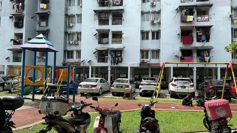 Pangsapuri untuk Dijual di Teratai Mewah Apartment Block 4 & 6 - Annie How - Exterior - PropertyGuru.com.my