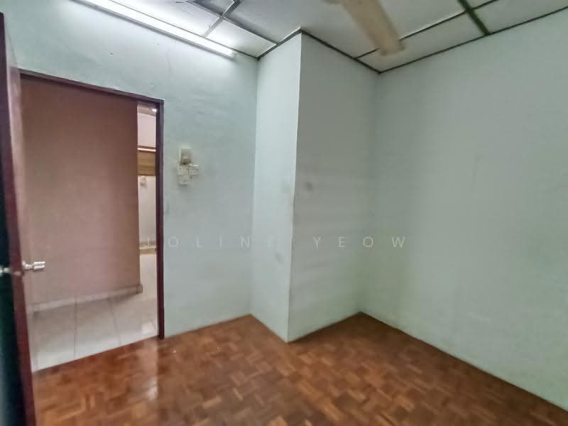 2-storey Terraced House for Sale in Bandar Baru Menglembu (Menglembu) - Joline YEOW - Interior - PropertyGuru.com.my