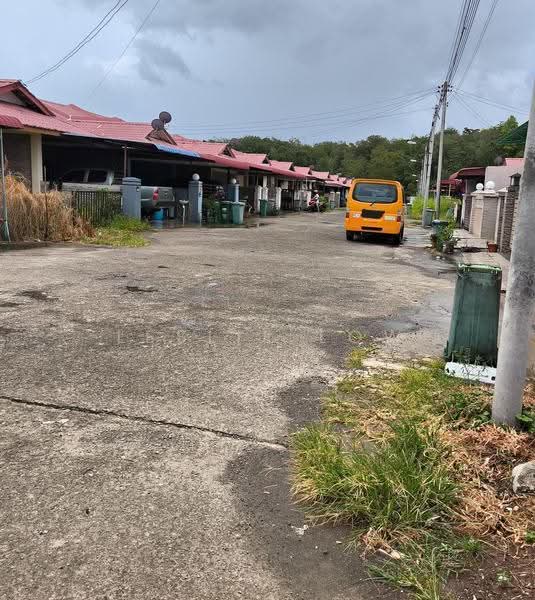 1-storey Terraced House for Sale in Taman Apas Permai (Tawau) - Leslie Low - Exterior - PropertyGuru.com.my