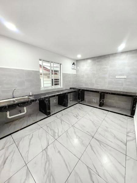 1-storey Terraced House for Sale in Taman Sri Skudai (Skudai) - Jack Ching - Kitchen - PropertyGuru.com.my