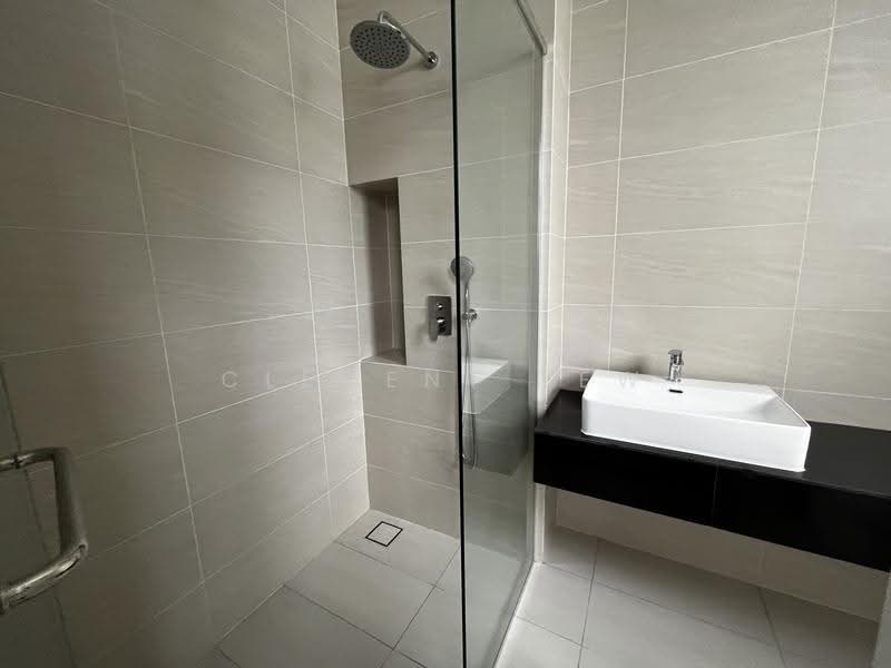 Semi-Detached House for Sale in Setia Alam (Selangor) - Clement Yew - Bathroom - PropertyGuru.com.my