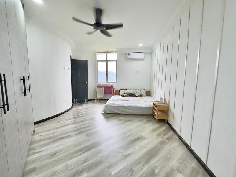 Condominium for Sale at Venice Hill - Prem Kumar - Bedroom - PropertyGuru.com.my