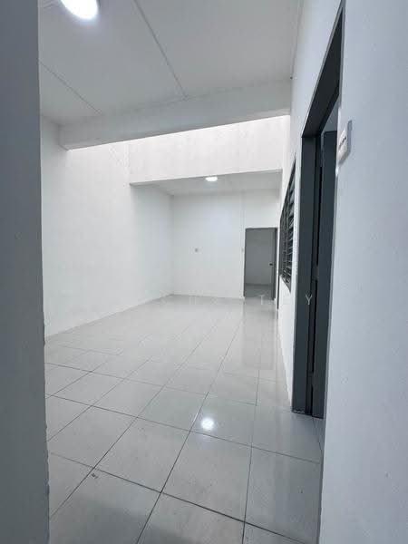 1-storey Terraced House for Sale in Taman Maju (Sri Gading) - Marcus Tey - Interior - PropertyGuru.com.my