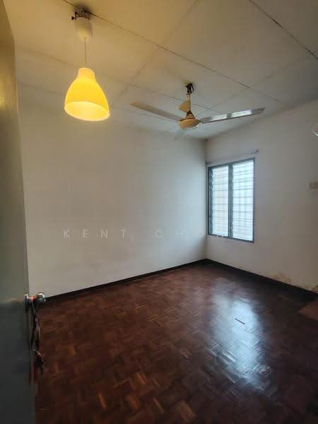 2-storey Terraced House for Sale in Taman Puncak Jalil (Seri Kembangan) - Kent Chong - Interior - PropertyGuru.com.my