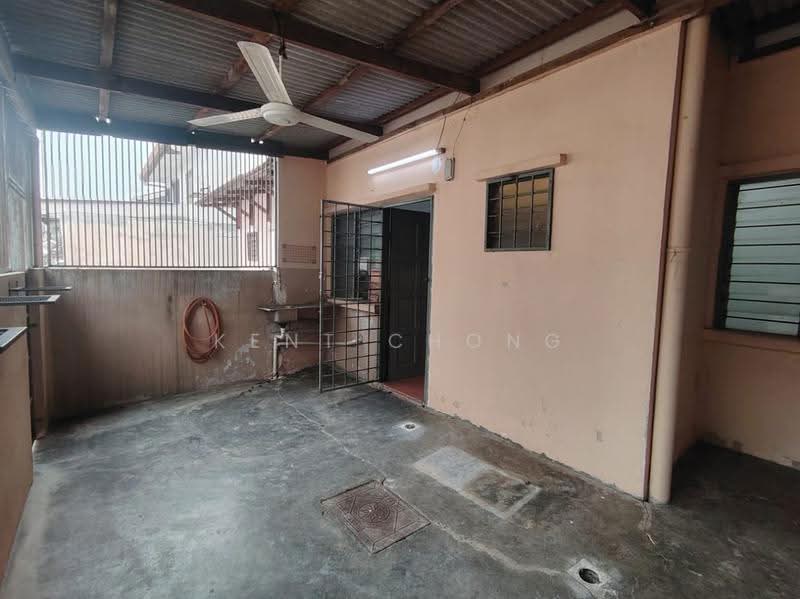 2-storey Terraced House for Sale in Taman Puncak Jalil (Seri Kembangan) - Kent Chong - Exterior - PropertyGuru.com.my