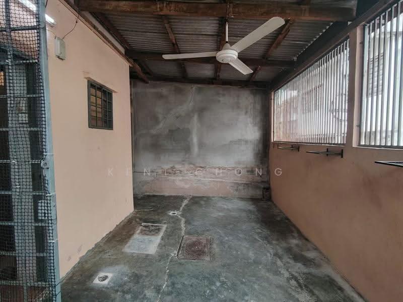 2-storey Terraced House for Sale in Taman Puncak Jalil (Seri Kembangan) - Kent Chong - Exterior - PropertyGuru.com.my