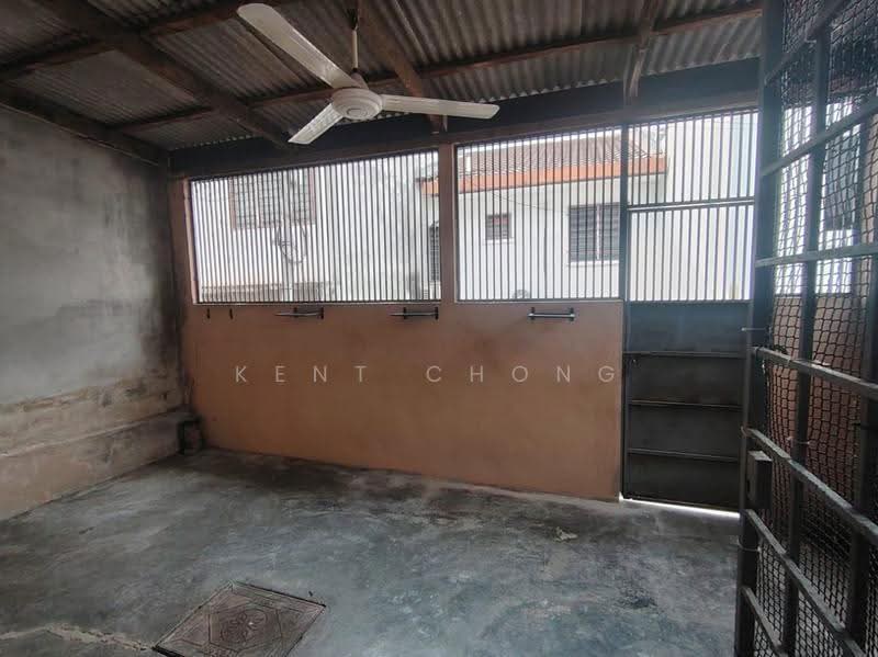 2-storey Terraced House for Sale in Taman Puncak Jalil (Seri Kembangan) - Kent Chong - Exterior - PropertyGuru.com.my