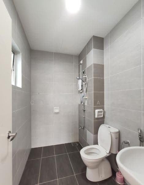 Condominium for Sale at Zeta Deskye (Alam Saujana) - Calvin Tan - Bathroom - PropertyGuru.com.my