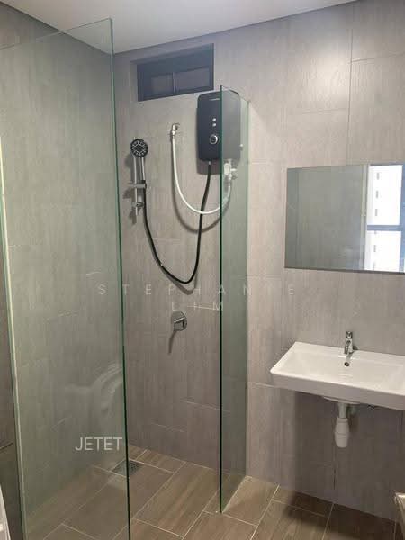 Kediaman Servis untuk Disewa di Geo Bukit Rimau - Stephanie Lim - Bathroom - PropertyGuru.com.my