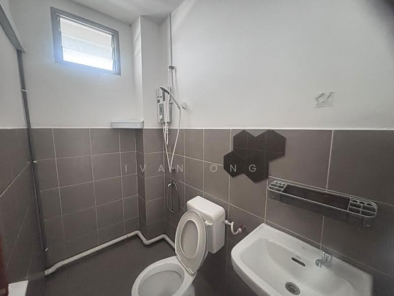 Townhouse for Rent in Bandar Dato Onn (Tebrau) - Ivan Ong - Bathroom - PropertyGuru.com.my