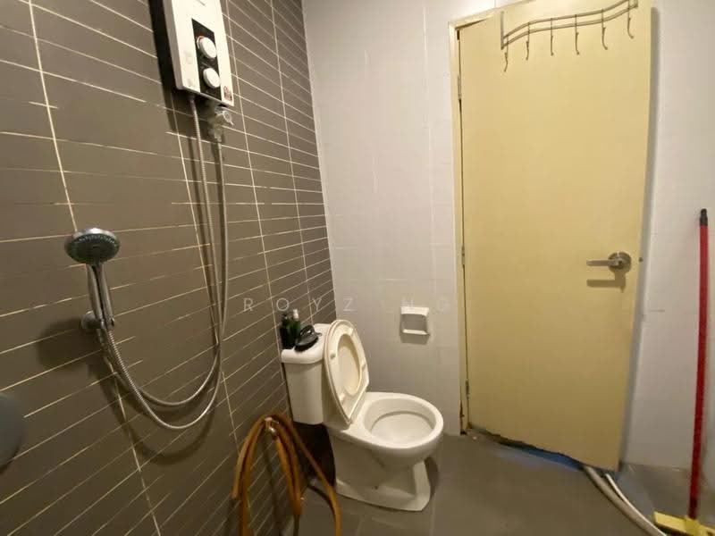Service Residence for Rent at Palazio - Royz Ng - Bathroom - PropertyGuru.com.my