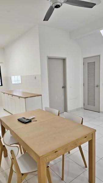 Rumah Teres 2-Tingkat untuk Disewa di Seksyen U13 (Setia Alam) - Ray Lee - Dining Room - PropertyGuru.com.my
