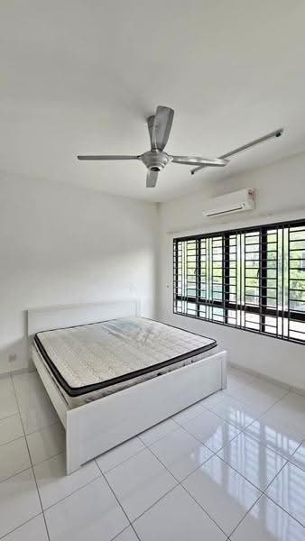 Rumah Teres 2-Tingkat untuk Disewa di Seksyen U13 (Setia Alam) - Ray Lee - Bedroom - PropertyGuru.com.my