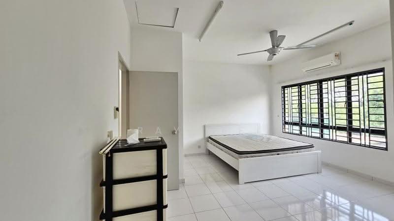 Rumah Teres 2-Tingkat untuk Disewa di Seksyen U13 (Setia Alam) - Ray Lee - Bedroom - PropertyGuru.com.my