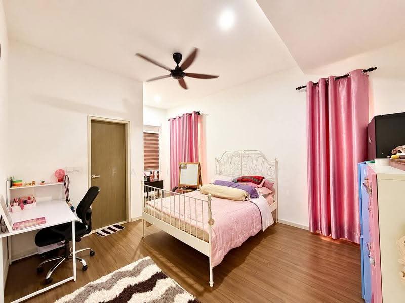 Semi-Detached House for Sale in Semenyih (Selangor) - Fazie Noor - Bedroom - PropertyGuru.com.my