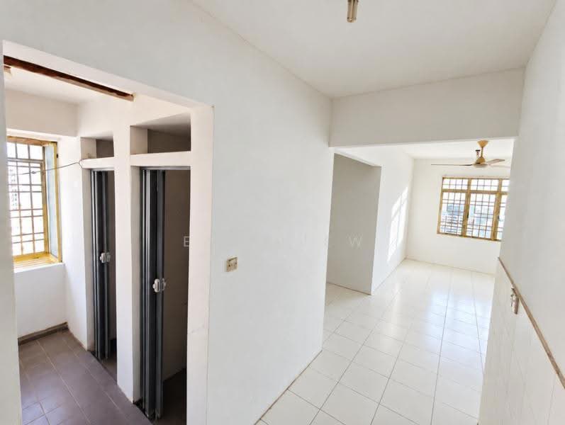 Rumah Flat untuk Dijual di Taman Pelangi Indah - Eva Liew - Interior - PropertyGuru.com.my