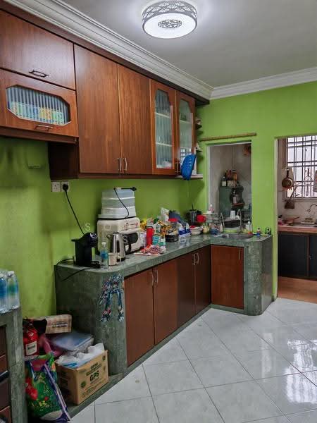 1-storey Terraced House for Sale in Taman Puteri Wangsa (Ulu Tiram) - Soh Chai Seng - Kitchen - PropertyGuru.com.my