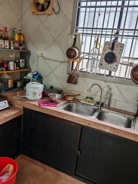 1-storey Terraced House for Sale in Taman Puteri Wangsa (Ulu Tiram) - Soh Chai Seng - Kitchen - PropertyGuru.com.my