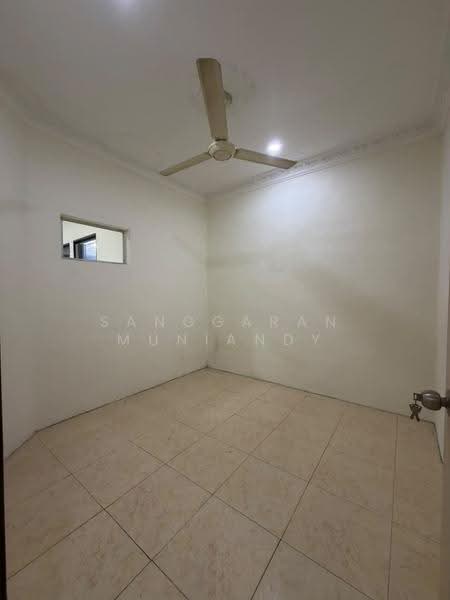 1-storey Terraced House for Sale in Lunas (Kedah) - Sanggaran Muniandy - bedroom - PropertyGuru.com.my