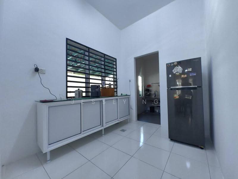 Rumah Berkembar untuk Dijual di Bandar Lahat Mines (Lahat) - Jessey Ng - Kitchen - PropertyGuru.com.my