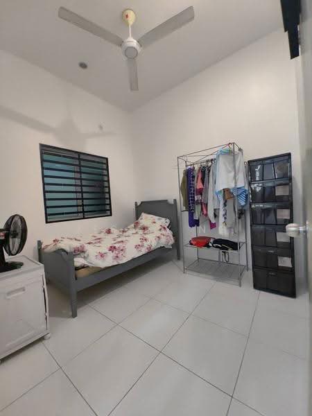 Rumah Berkembar untuk Dijual di Bandar Lahat Mines (Lahat) - Jessey Ng - Bedroom - PropertyGuru.com.my