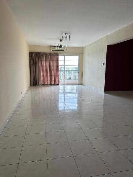 Kondominium untuk Disewa di Sterling - K.M Seow - Living Room - PropertyGuru.com.my