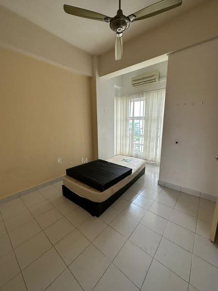 Kondominium untuk Disewa di Sterling - K.M Seow - Bedroom3 - PropertyGuru.com.my