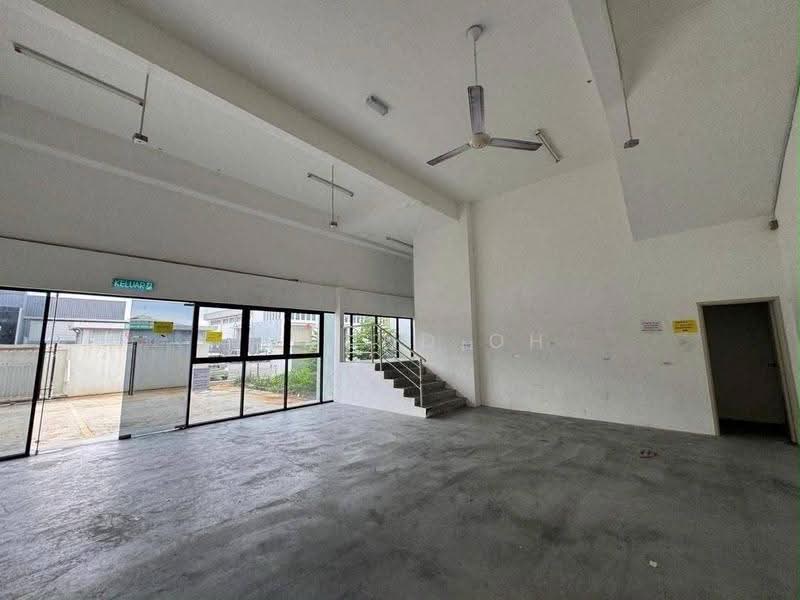Cluster Factory for Sale in Ulu Tiram (Johor) - Edmund Oh - Entrance - PropertyGuru.com.my