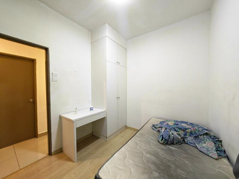 Service Residence for Rent at Larkin Heights - Jovia Thoh - Bedroom - PropertyGuru.com.my