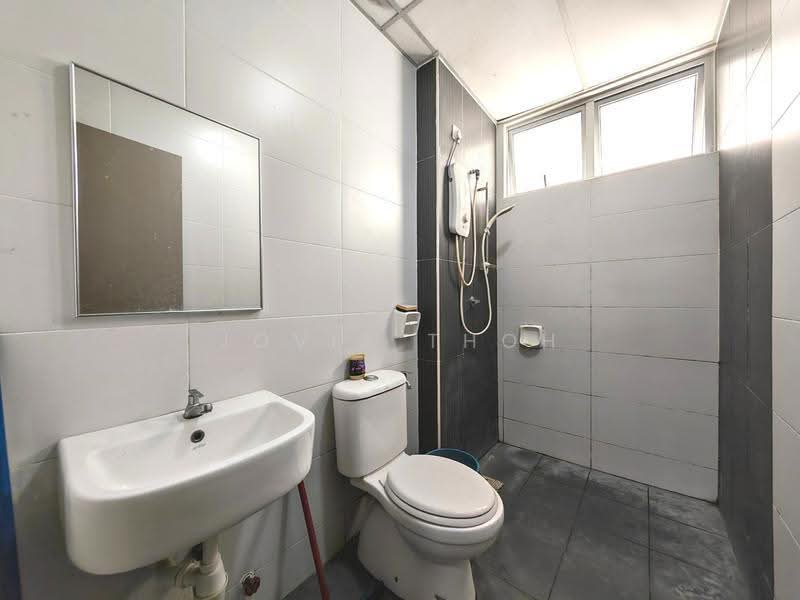 Service Residence for Rent at Larkin Heights - Jovia Thoh - Bathroom - PropertyGuru.com.my
