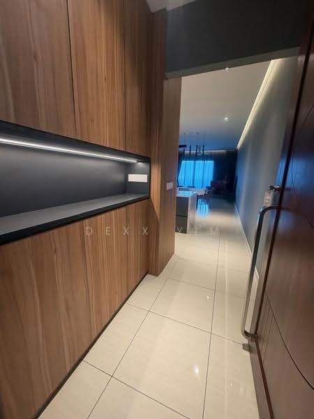 Condominium for Rent at Queens Residences Q1 @ Queens Waterfront - Dexx Yim - Corridor - PropertyGuru.com.my