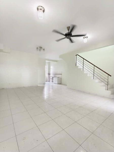 Rumah Teres 2-Tingkat untuk Dijual di Taman Setia Indah (Tebrau) - Jarvis Chan - Living Room - PropertyGuru.com.my