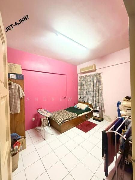 Pangsapuri untuk Dijual di Vista Bayu - Andrew Ang - Bedroom - PropertyGuru.com.my
