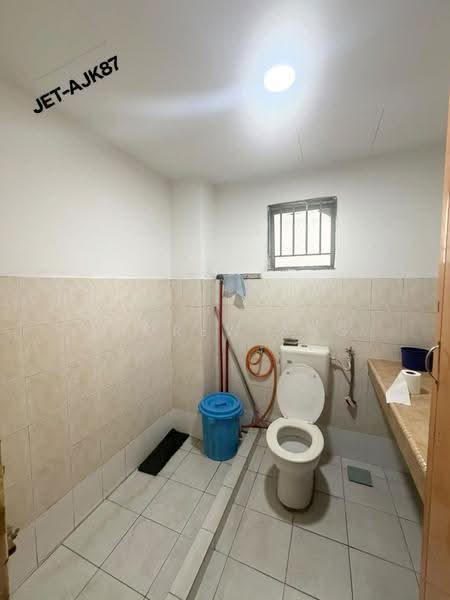 Pangsapuri untuk Dijual di Vista Bayu - Andrew Ang - Bathroom - PropertyGuru.com.my