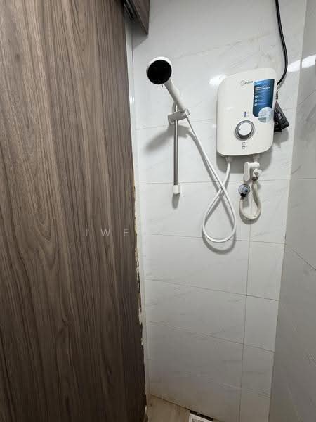 Service Residence for Rent at Country Garden Central Park - Iwen Yap - Bathroom - PropertyGuru.com.my