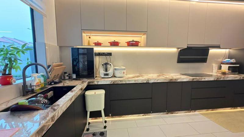 Rumah Teres untuk Dijual di Taman Desa Tebrau (Tebrau) - Ben Foo - Kitchen - PropertyGuru.com.my