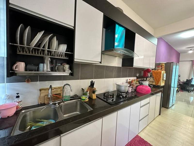 Rumah Teres untuk Dijual di Kuala Selangor (Selangor) - Ashraff Daniel - Kitchen - PropertyGuru.com.my
