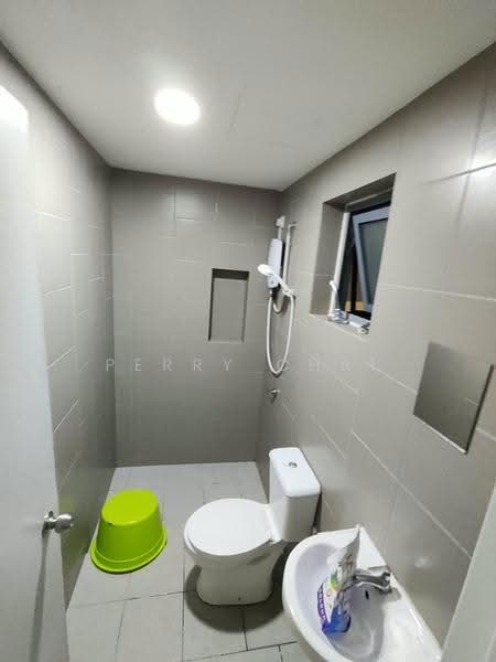 Kondominium untuk Disewa di Sky Awani Residensi 3 - Perry Chai - Bathroom - PropertyGuru.com.my