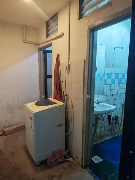 Kilang untuk Disewa di Taman Industri Sungai Buloh (Sungai Buloh) - Christine Ng - Bathroom - PropertyGuru.com.my