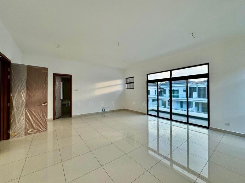 Semi-Detached House for Sale in Bandar Putra Kulai (Kulai) - Henry Pang - PropertyGuru.com.my