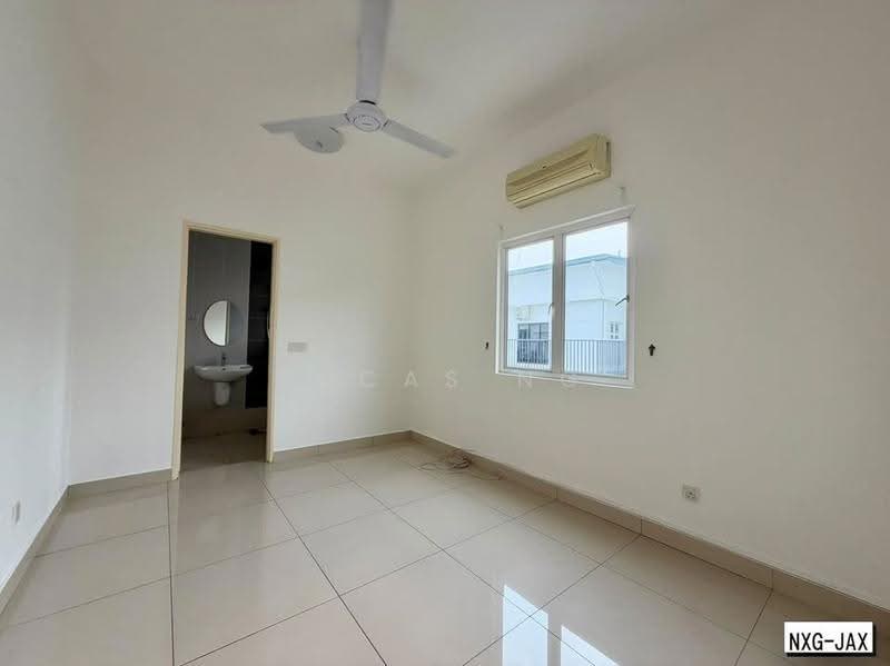 Cluster House for Sale in Setia Damai (Setia Alam) - Lucas Ng - Bathroom - PropertyGuru.com.my