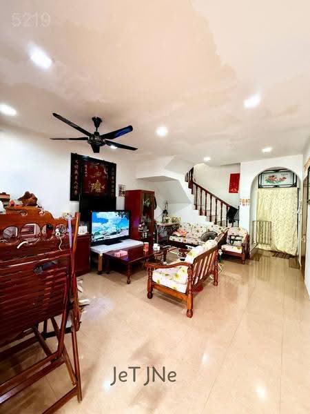 Rumah Teres untuk Dijual di Taman Klang Utama (Kapar) - Andrew Ang - Living Room - PropertyGuru.com.my