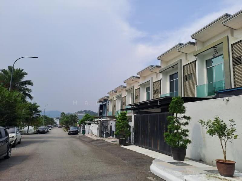 Rumah Teres 2-Tingkat untuk Dijual di Taman Kajang Perdana (Kajang) - Harry Lee - Exterior - PropertyGuru.com.my