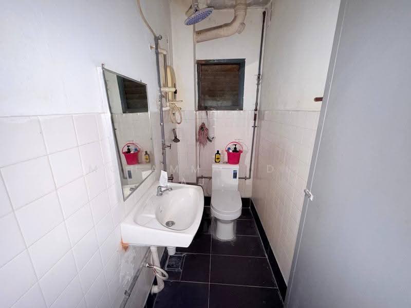 Rumah Teres 2-Tingkat untuk Dijual di Seksyen 24 (Shah Alam) - Mohammad Din Majid - PropertyGuru.com.my