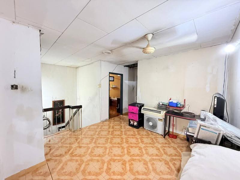 Rumah Teres 2-Tingkat untuk Dijual di Seksyen 24 (Shah Alam) - Mohammad Din Majid - PropertyGuru.com.my