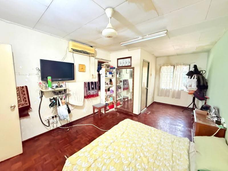 Rumah Teres 2-Tingkat untuk Dijual di Seksyen 24 (Shah Alam) - Mohammad Din Majid - PropertyGuru.com.my
