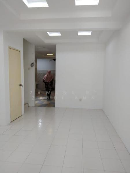 2-storey Terraced House for Rent in Ukay Bistari (Ulu Kelang) - Zawana BT Zaidi Ana - Interior - PropertyGuru.com.my