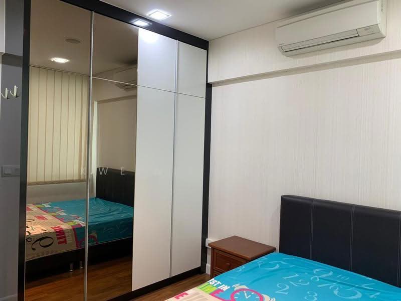 Kediaman Servis untuk Dijual di Mercu Summer Suites - Kweenie Chong - Bedroom - PropertyGuru.com.my